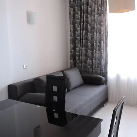 Rich Apartmán